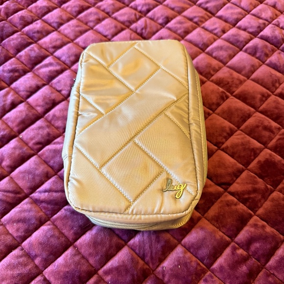 Hover Cosmetic Pouch Sand Taupe - Picture 1 of 7